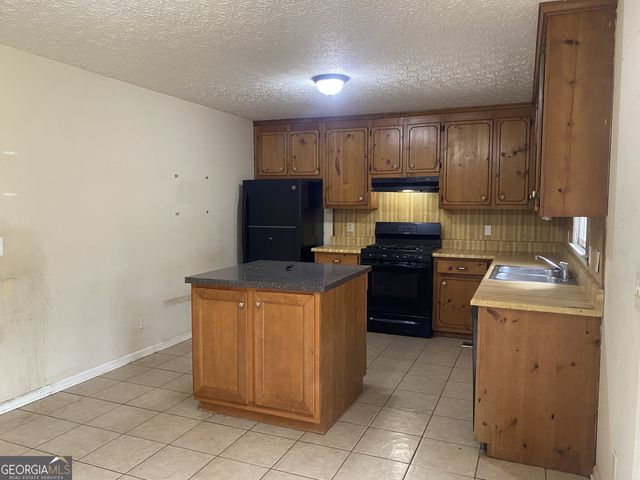 2509 New Mill Court, Acworth, GA 30102