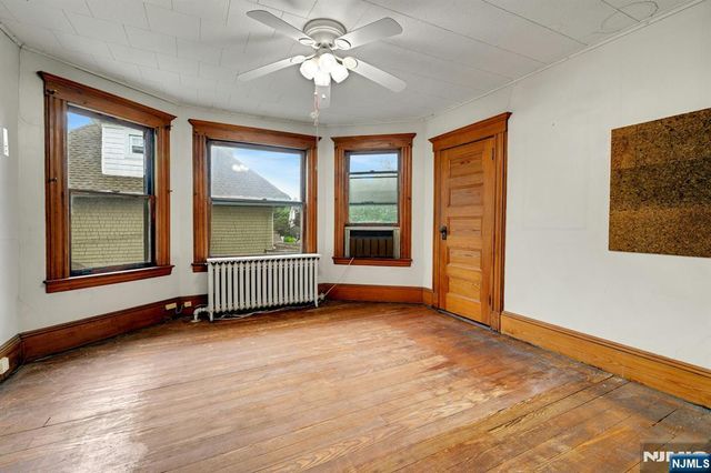 176 Mountain Way, Rutherford, NJ 07070