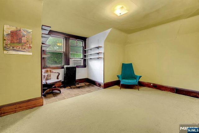 176 Mountain Way, Rutherford, NJ 07070