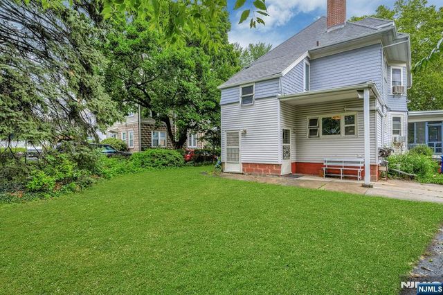176 Mountain Way, Rutherford, NJ 07070
