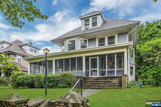 176 Mountain Way, Rutherford, NJ 07070