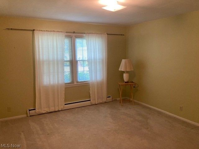 8770 Squirrel Hill, Warren, OH 44484