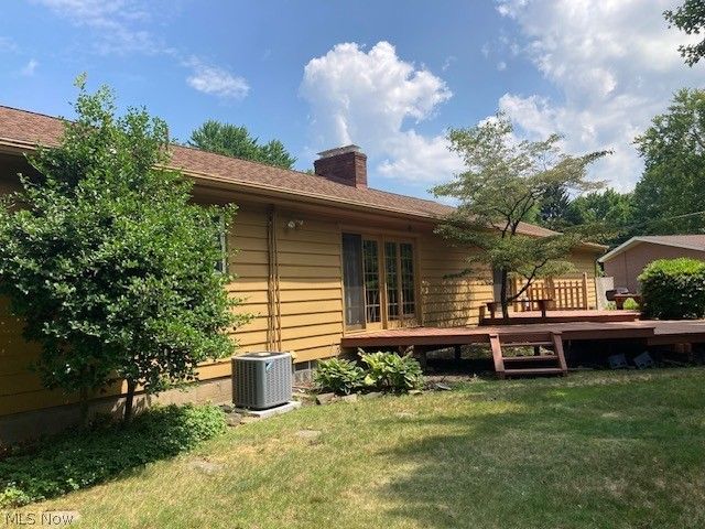 8770 Squirrel Hill, Warren, OH 44484