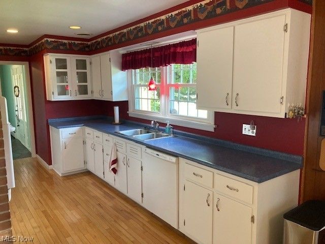8770 Squirrel Hill, Warren, OH 44484