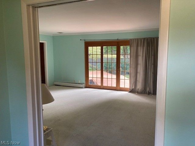 8770 Squirrel Hill, Warren, OH 44484