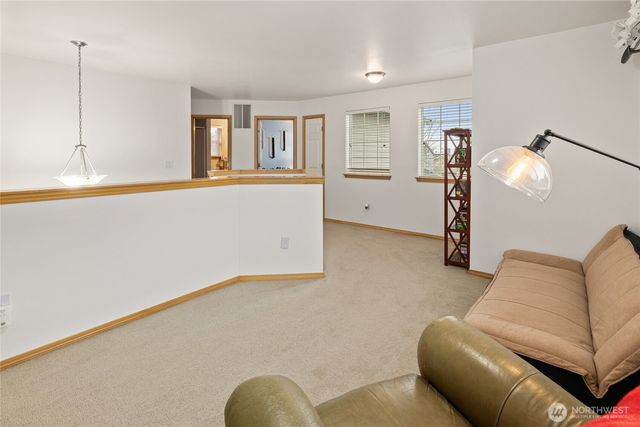 18135 72nd Avenue E, Puyallup, WA 98375