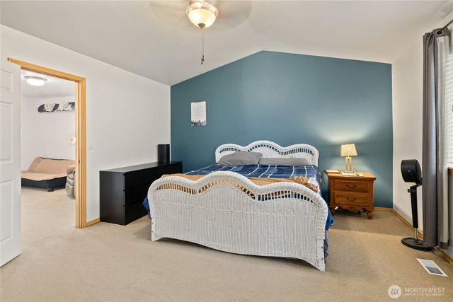 18135 72nd Avenue E, Puyallup, WA 98375