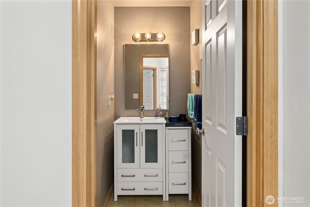 18135 72nd Avenue E, Puyallup, WA 98375