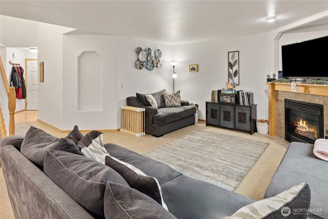 18135 72nd Avenue E, Puyallup, WA 98375