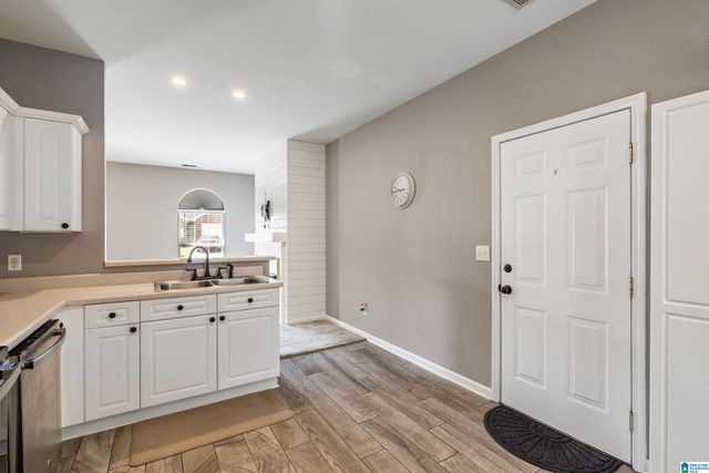 8627 CEDAR SPRINGS CIRCLE, Leeds, AL 35094