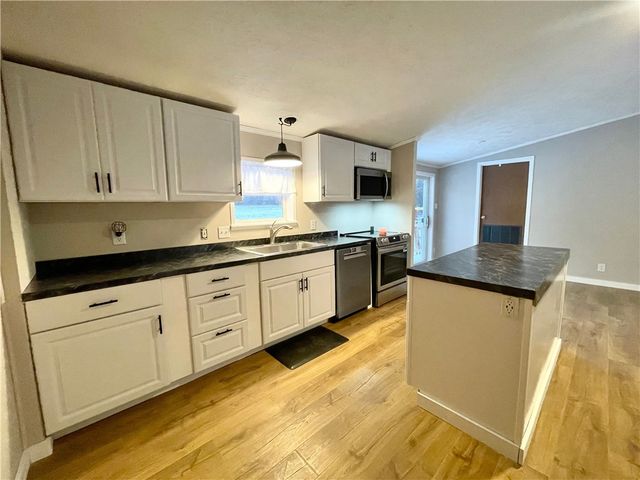 30 Elmhurst Circle, Aurelius, NY 13021