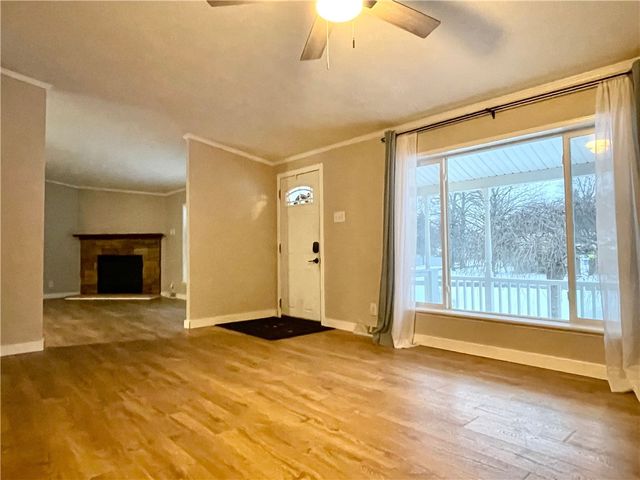 30 Elmhurst Circle, Aurelius, NY 13021