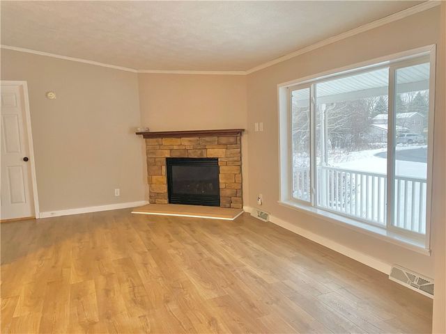 30 Elmhurst Circle, Aurelius, NY 13021