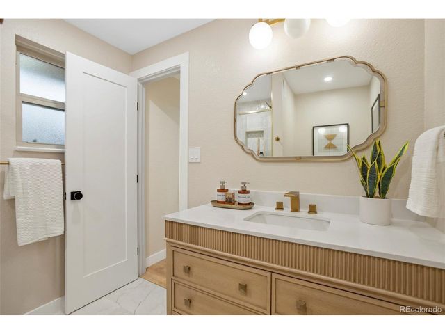2546 Moore St, Lakewood, CO 80215