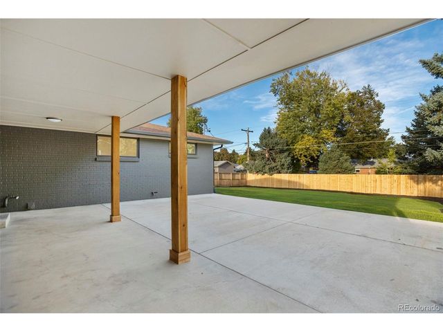 2546 Moore St, Lakewood, CO 80215