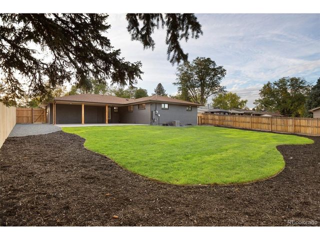2546 Moore St, Lakewood, CO 80215