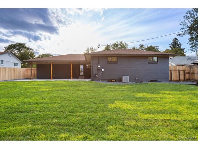 2546 Moore St, Lakewood, CO 80215