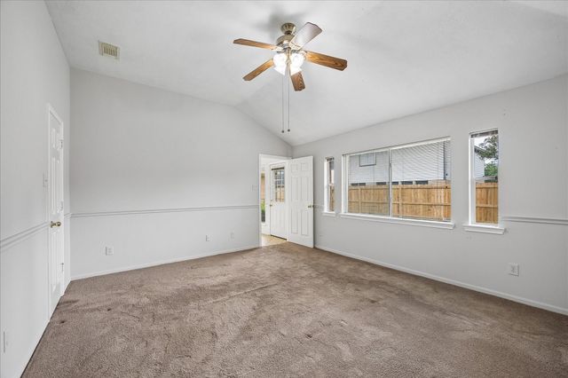 1906 Thistlecreek Court, Fresno, TX 77545