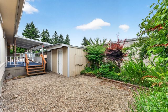 819 Mountain Villa Loop, Enumclaw, WA 98022