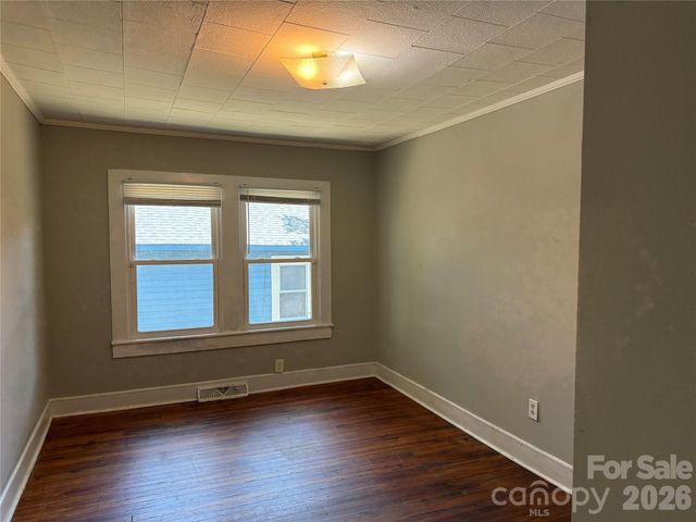 514 S Avon Street, Gastonia, NC 28054