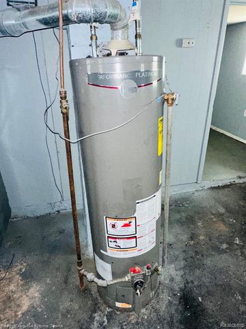 47 W Rockwood Street, Ecorse, MI 48229