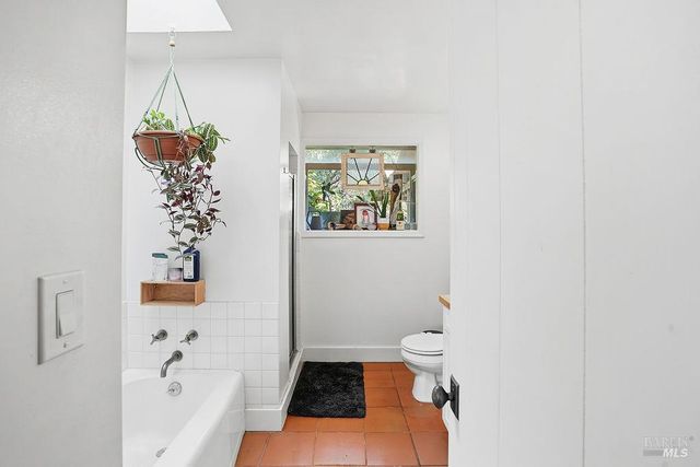 1390 Garden Ave, St. Helena, CA 94574