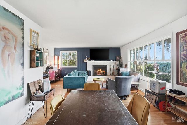 1390 Garden Ave, St. Helena, CA 94574