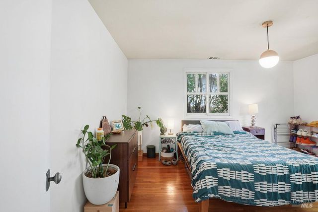 1390 Garden Ave, St. Helena, CA 94574