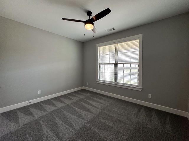 5755 HOLLOW OAK DR E, Arlington, TN 38002