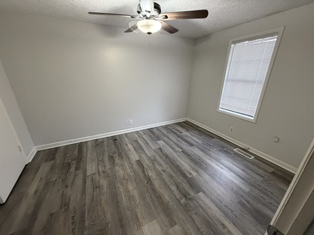 2341 Kimberly Dr, Nashville, TN 37214