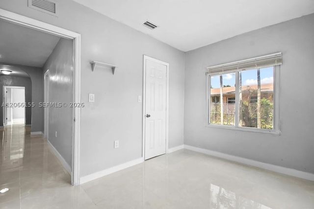1210 Sesame St 1210, Opa Locka, FL 33054