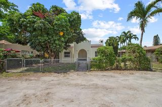 1210 Sesame St 1210, Opa Locka, FL 33054