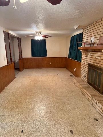 8805 S Indiana Avenue, Oklahoma City, OK 73159