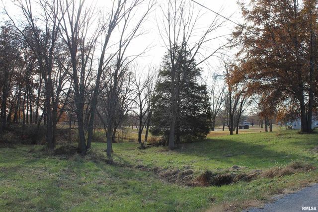 000 Birdie Drive, Mt Vernon, IL 62898