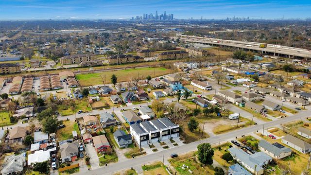 4008 Bennington Street, Houston, TX 77016