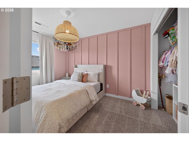 1147 N FAIRHOPE Pl, Ridgefield, WA 98642