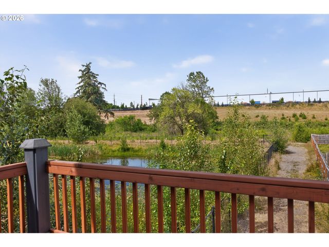 1147 N FAIRHOPE Pl, Ridgefield, WA 98642