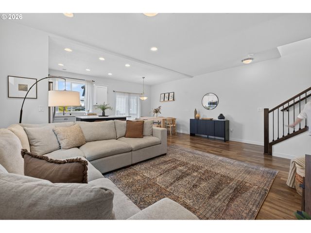 1147 N FAIRHOPE Pl, Ridgefield, WA 98642