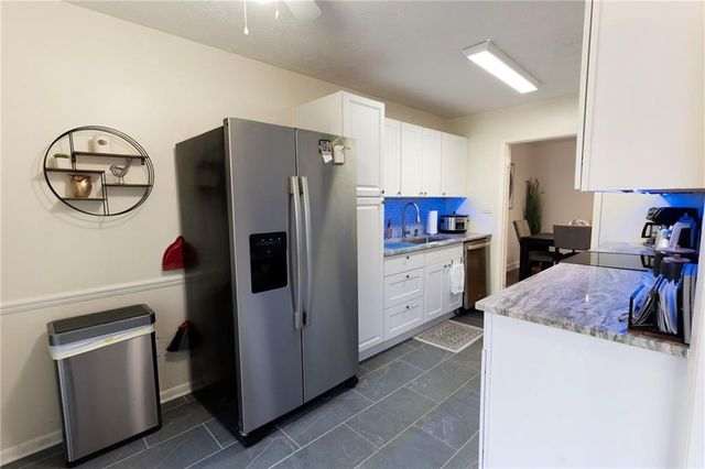 8740 ROSWELL Road 10A, Atlanta, GA 30350