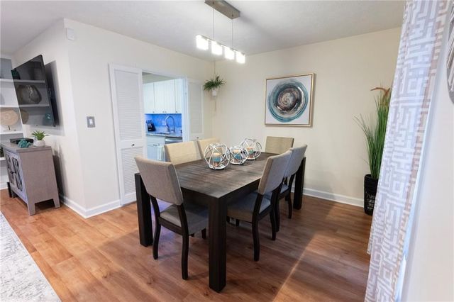 8740 ROSWELL Road 10A, Atlanta, GA 30350