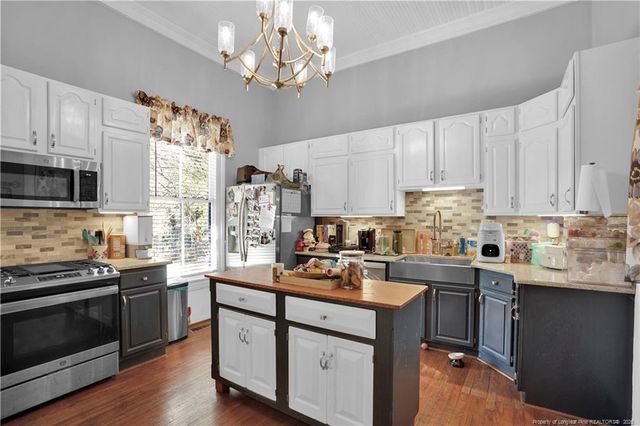 115 N Magnolia Street, Raeford, NC 28376