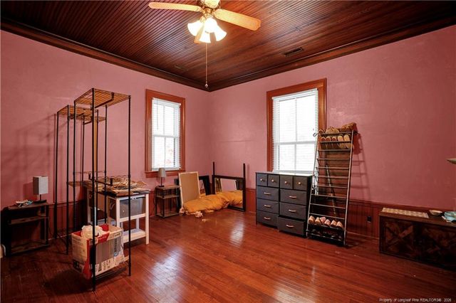115 N Magnolia Street, Raeford, NC 28376