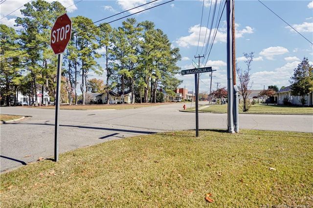 115 N Magnolia Street, Raeford, NC 28376