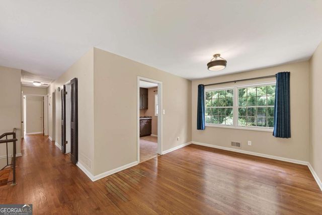 2648 Bent Hickory Drive SE, Smyrna, GA 30082