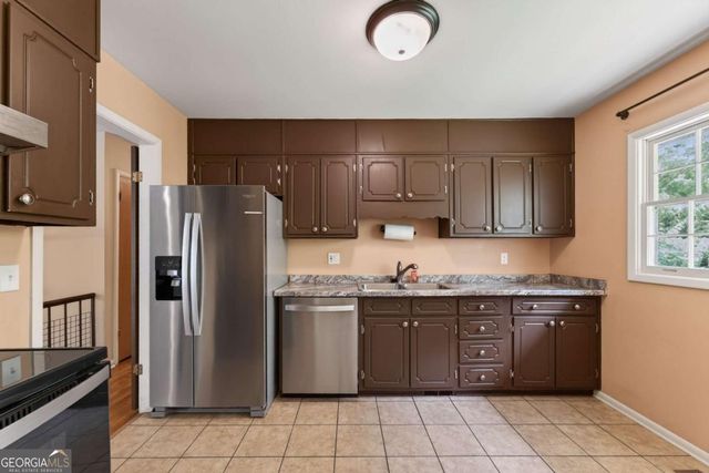 2648 Bent Hickory Drive SE, Smyrna, GA 30082