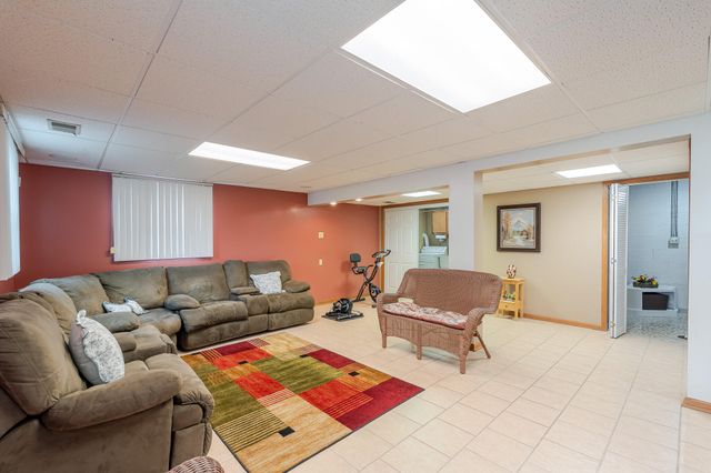 5361 Independence Avenue, Portage, IN 46368