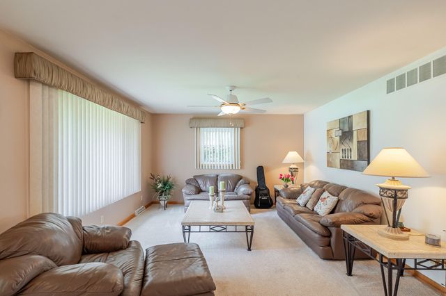 5361 Independence Avenue, Portage, IN 46368