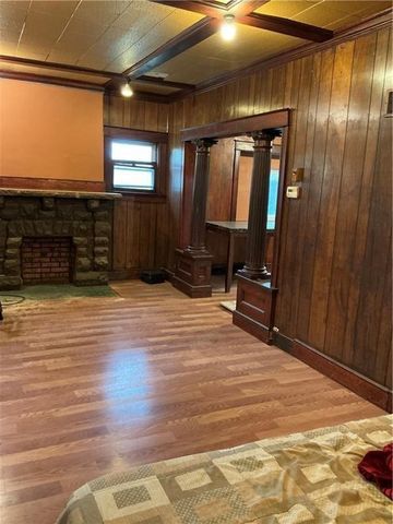 522 Kensington Avenue, Kansas City, MO 64124
