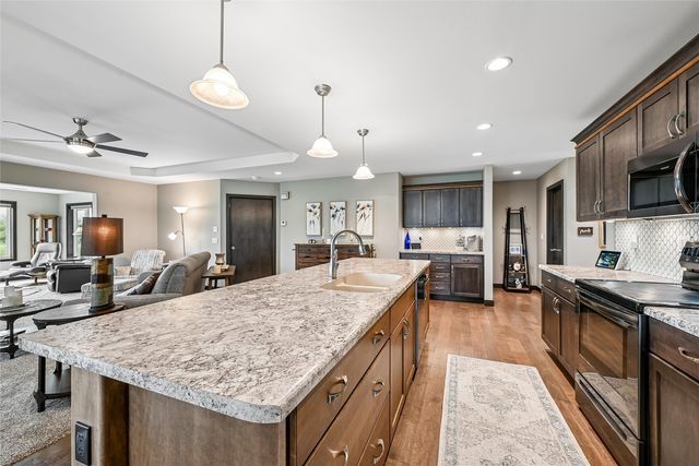 3615 Bluebird Drive SW, Cedar Rapids, IA 52404