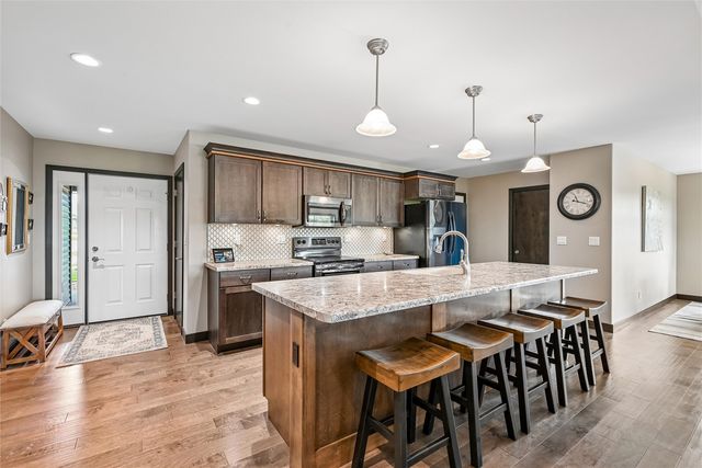 3615 Bluebird Drive SW, Cedar Rapids, IA 52404